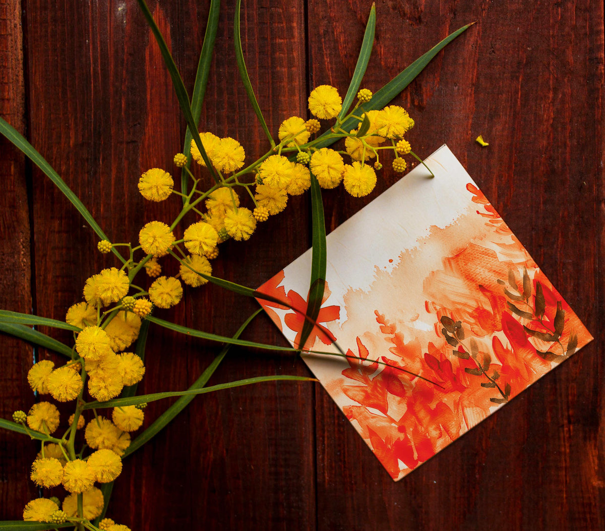 Warm Red Floral Watercolor Background, Warm Botanical Design